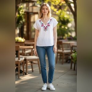 NWOT Embroidered White Cotton Blouse